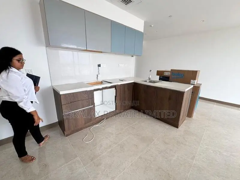 Marina Square 2BR Apartment for Sale in Colombo 15 - EA950