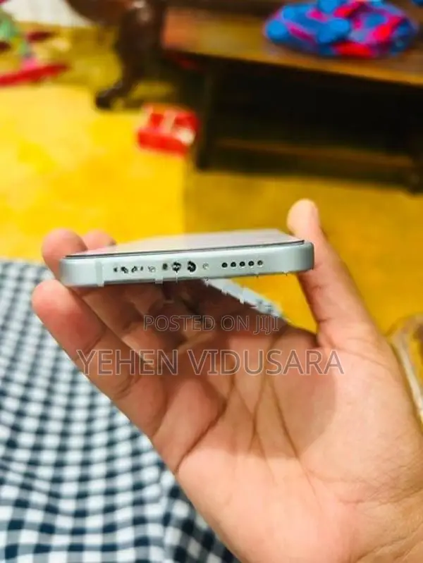 Apple iPhone 15 (Used)