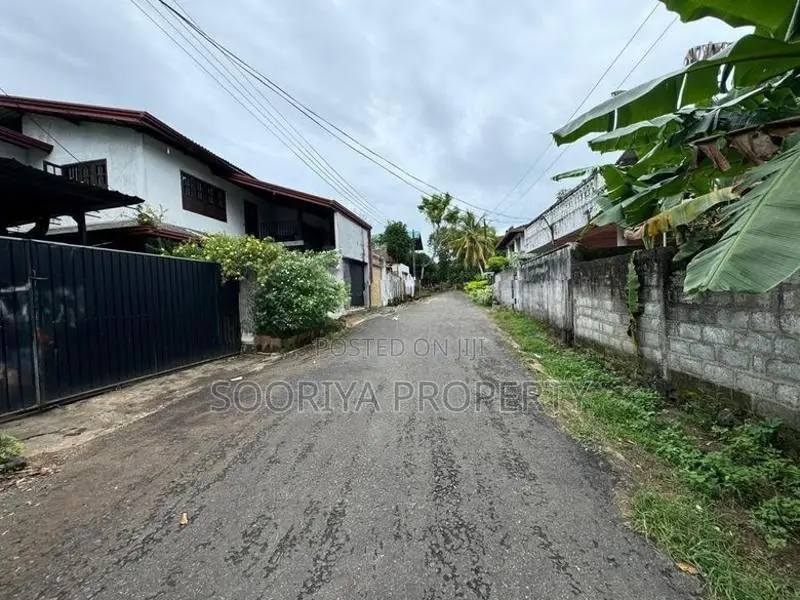 30M to Bus Route Superb Land for Sale in Piliyandala