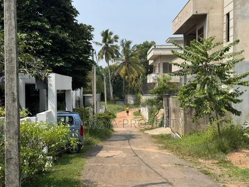 Suwarapola Gangarama Road Land for Sale in Piliyandala