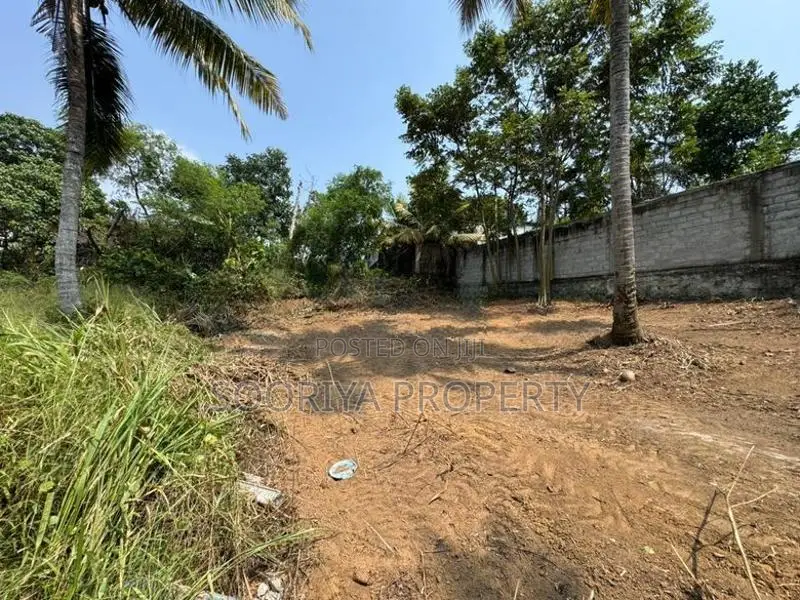 Suwarapola Gangarama Road Land for Sale in Piliyandala
