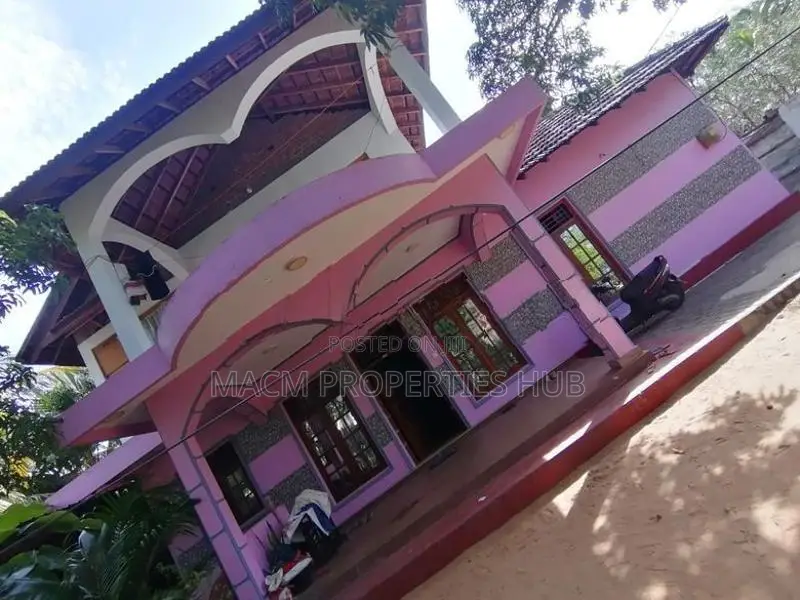 20 Perch House with Land | Manmunai North, Batticaloa