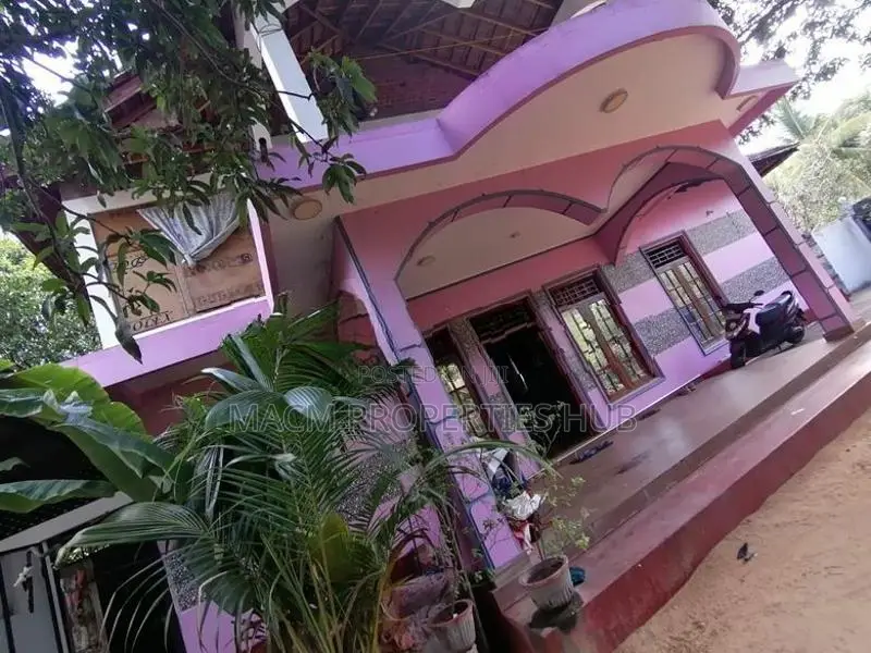 20 Perch House with Land | Manmunai North, Batticaloa