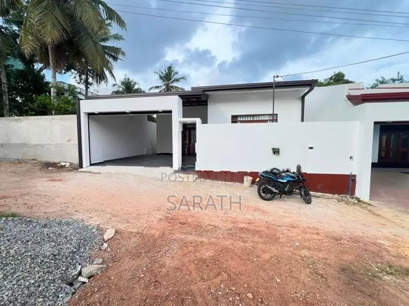 3 Bed With Brand new Single House Sale Battaramulla