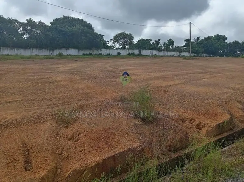Land for Sale in Close to Kasbewa