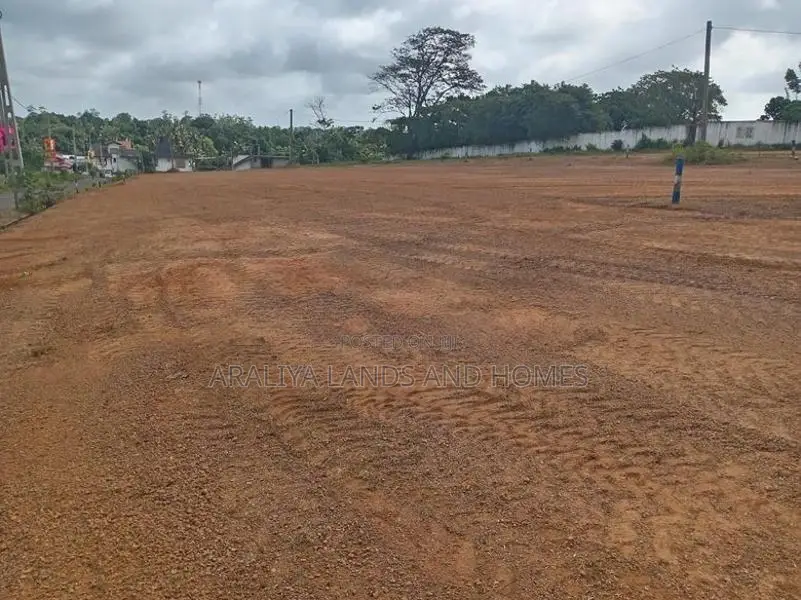 Land for Sale in Close to Kasbewa