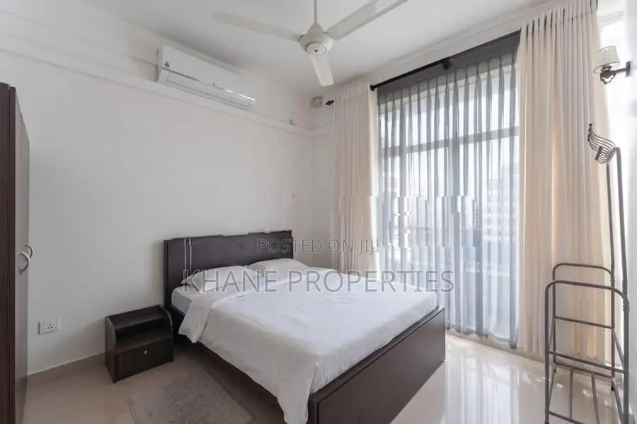 2 Bedroom Furnished Air-conditioned Apartment for Sale in Wellawatte