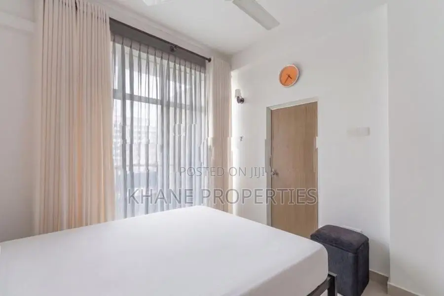 2 Bedroom Furnished Air-conditioned Apartment for Sale in Wellawatte
