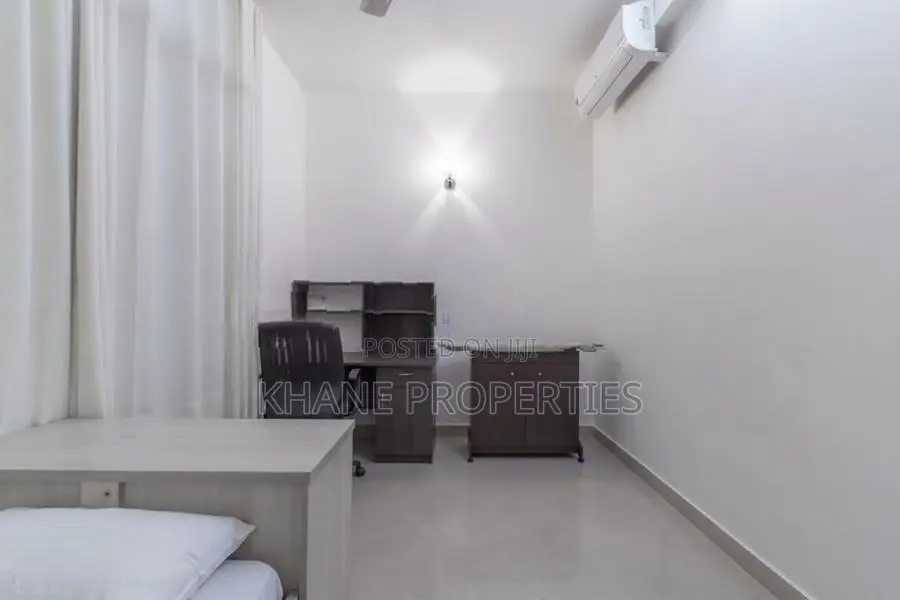 2 Bedroom Furnished Air-conditioned Apartment for Sale in Wellawatte
