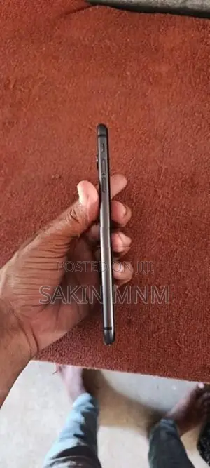 Apple iPhone 8 Plus (Used)