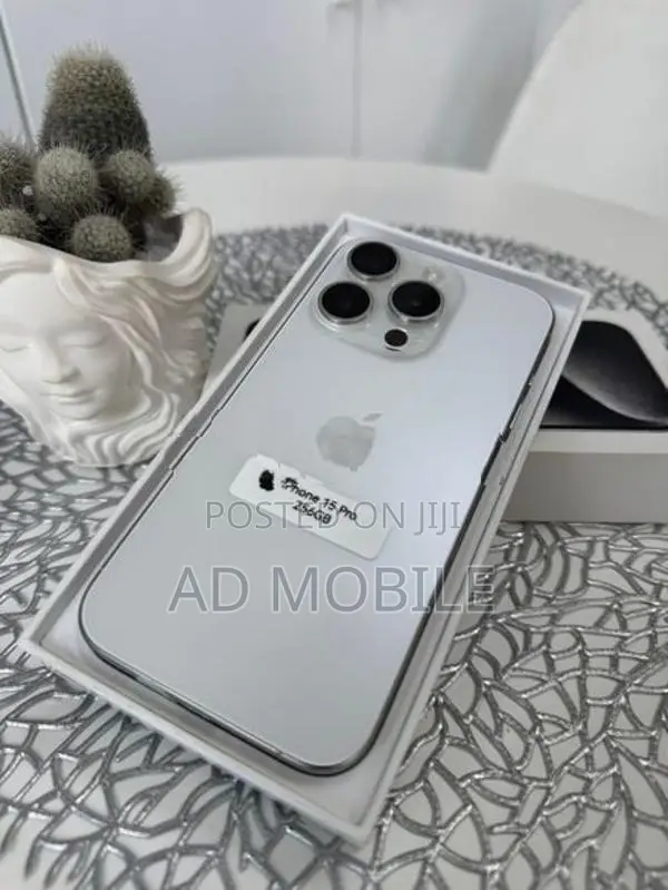 Apple iPhone 15 Pro (Used)