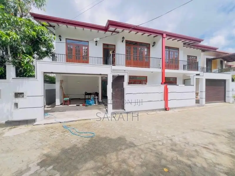 Superb Brand New House Sale Malabe