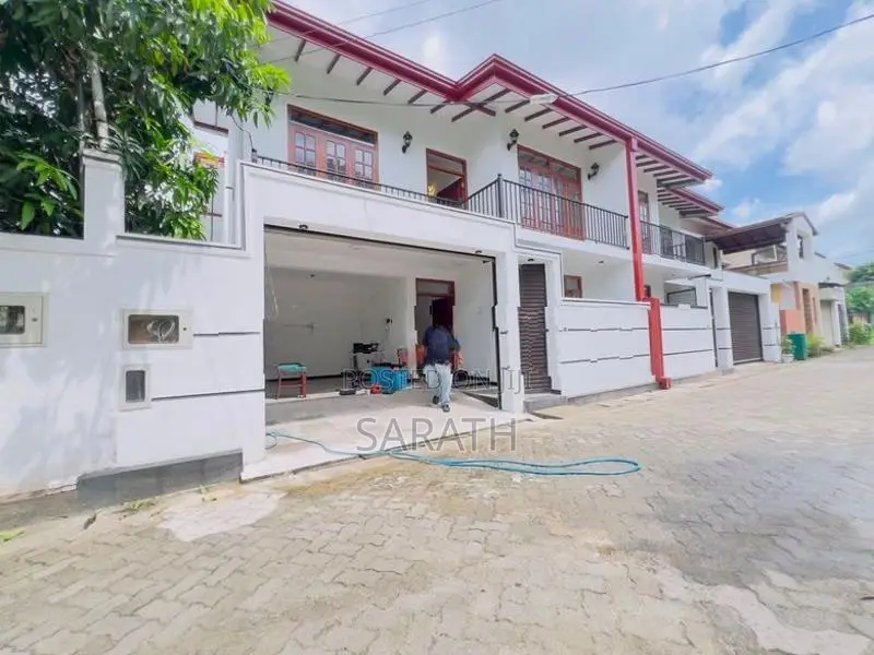 Superb Brand New House Sale Malabe