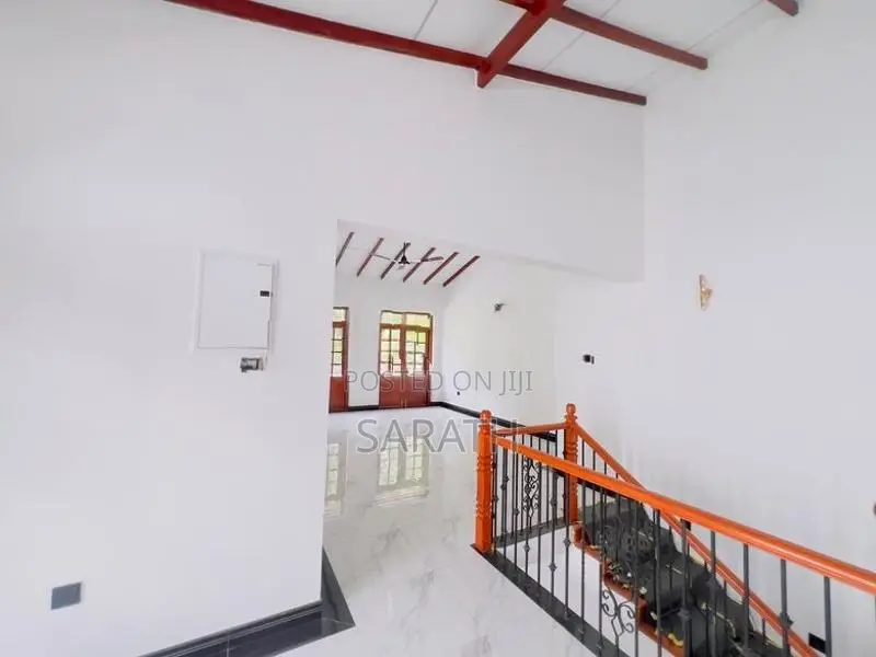 Superb Brand New House Sale Malabe