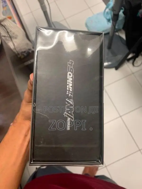 INNO64 Sealed Model Car