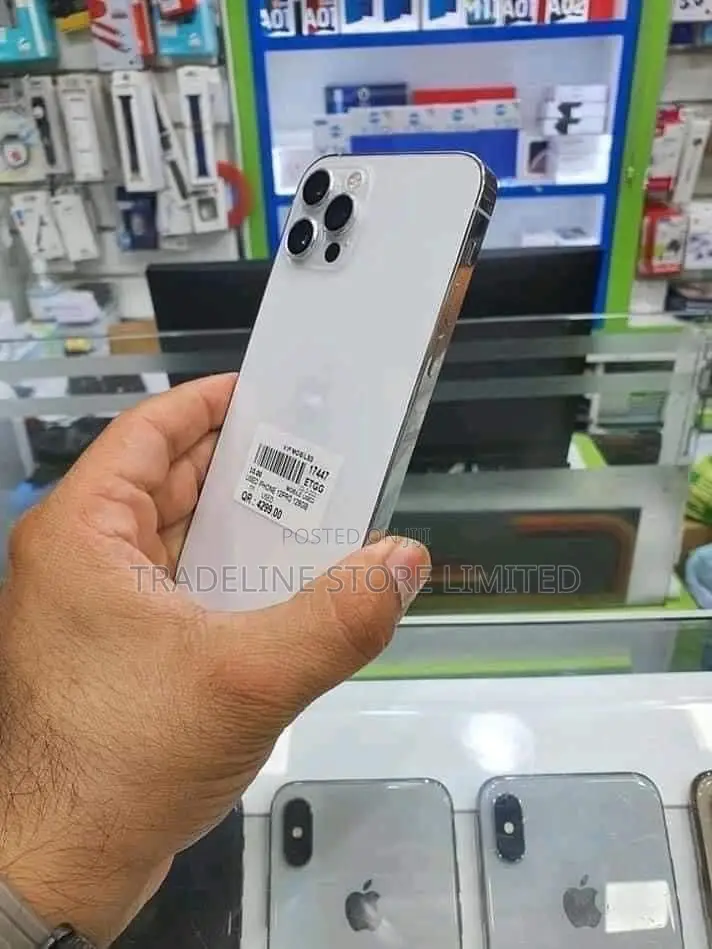New Apple iPhone 12 Pro Max 256 GB White