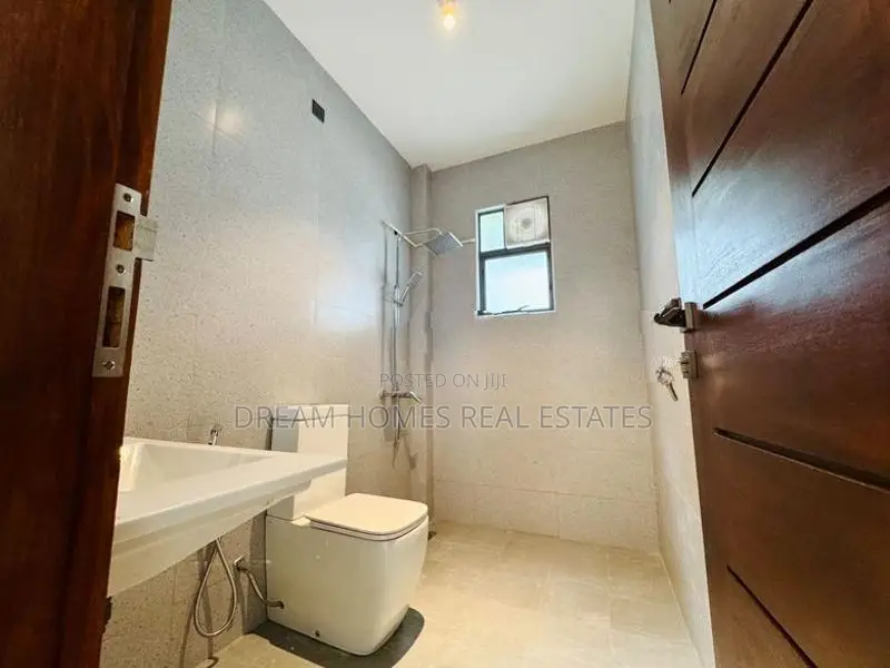 House For Sale – Kelaniya, Waragoda Road