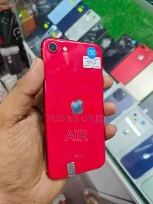 Apple iPhone SE 2 (Used)
