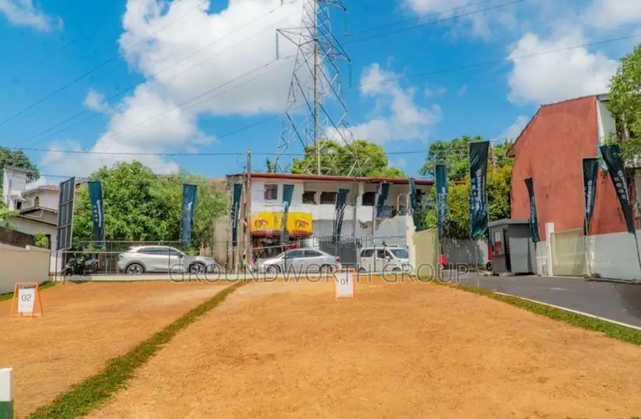 Lands for Sale in Thalawathugoda