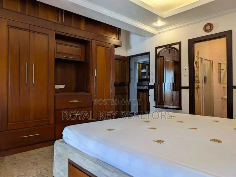Citadel Residencies - 03 Bedroom Furnished Apartment For Rent