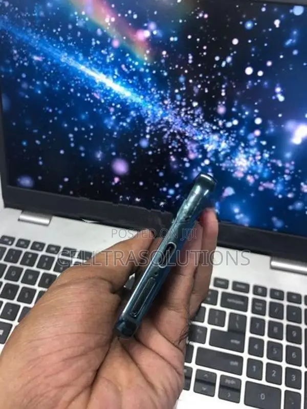 Samsung Galaxy S22 (Used)