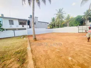 Katubadda Campas Land Sale T01