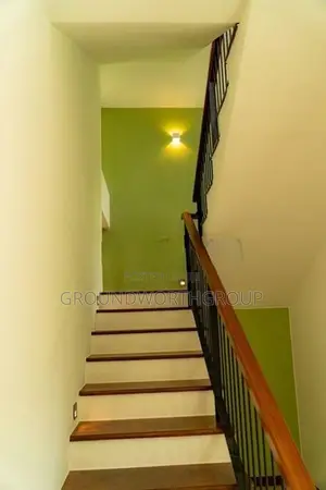 Luxury House for Sale in Lake Road