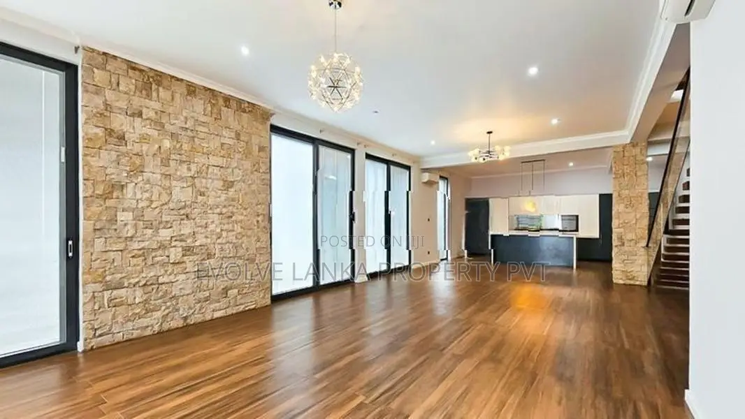 Newly Built Luxury Residence in PitaKotte for rent