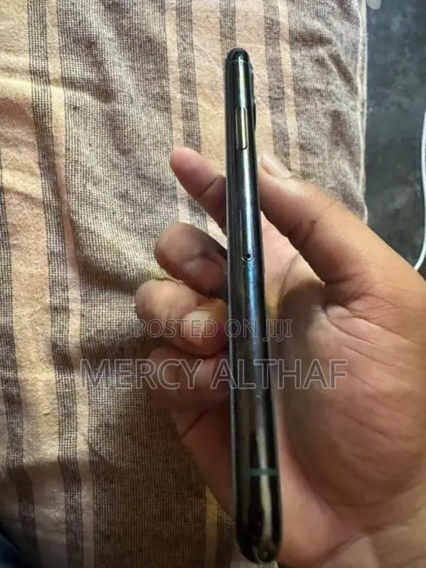 Apple iPhone 11 Pro (Used)