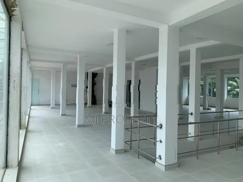 ( SC-1273) Valuable Commercial Building 1st Floor Rent in Pannipitiya