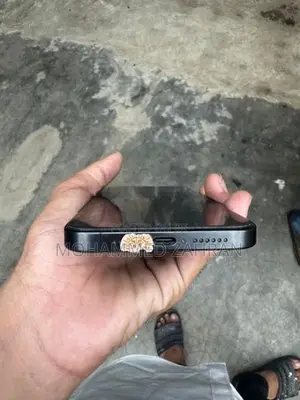 Apple iPhone 15 Pro Max (Used)
