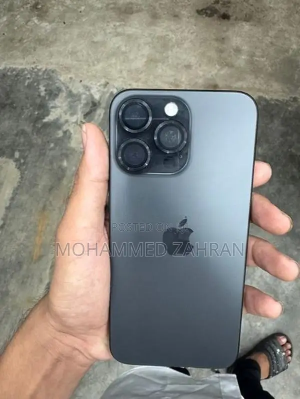 Apple iPhone 15 Pro Max (Used)