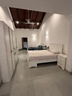 5,000 sq.ft - Furnished House For Rent HL56084 In Colombo 7