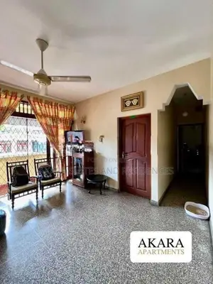 3,600 sq.ft Unfurnished House For Rent - HL56094 In Colombo 7