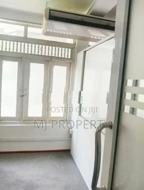 ( GC-1278) Commercial Building Rent In Battaramulla