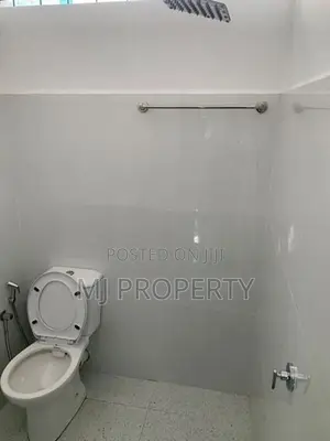 ( SR-1279) Upper Floor House Rent In Narahenpita Colombo 5