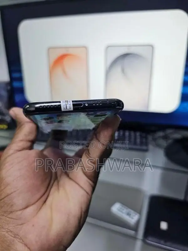 Apple iPhone 11 Pro (Used)