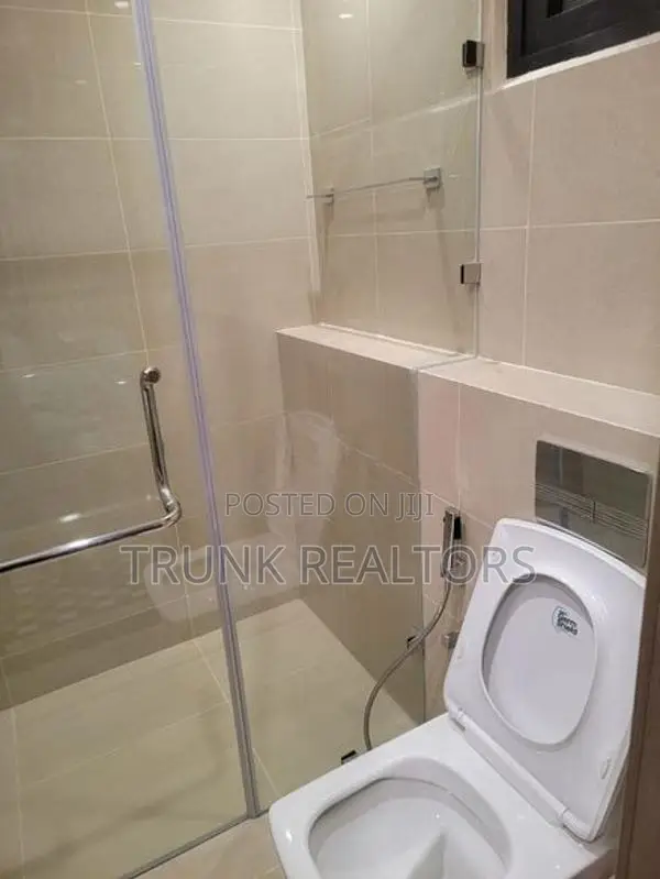 Marina Square, Colombo 15 02BR Apartment For Rent (NK11906)