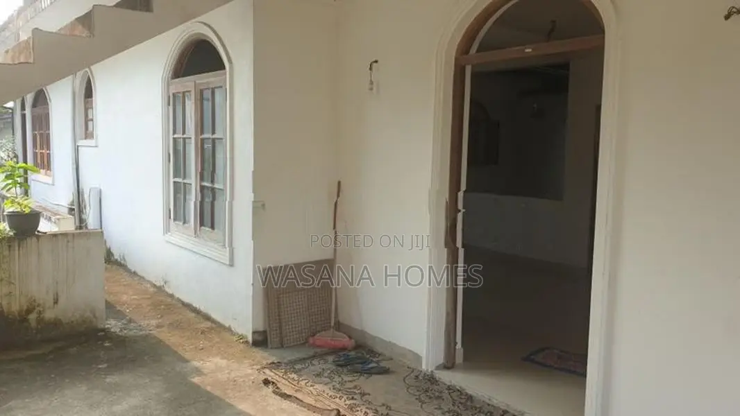 Super House For Sale Borelesgamuwa In Boralesgamuwa