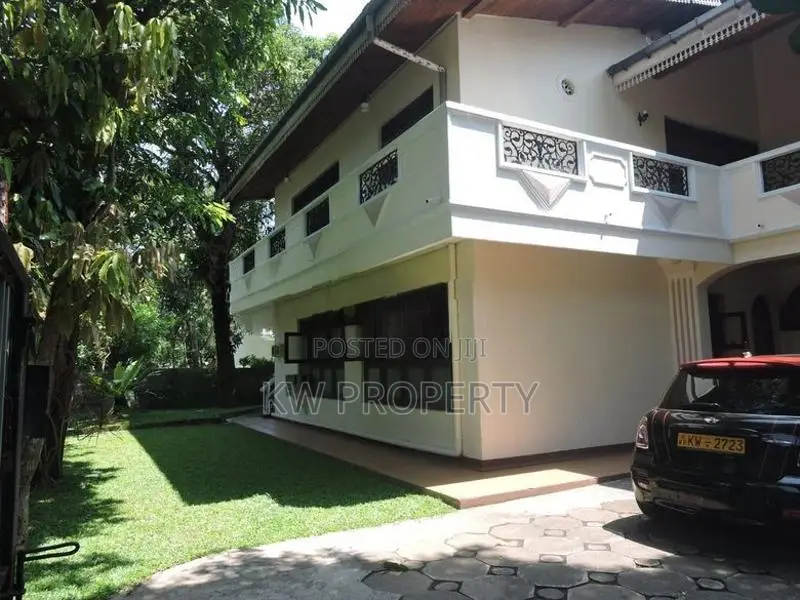 Two story house for sale in moratuwa