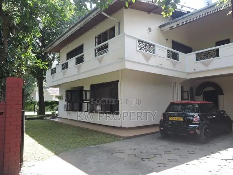 Two story house for sale in moratuwa