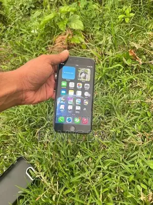 Apple iPhone 8 Plus (Used)