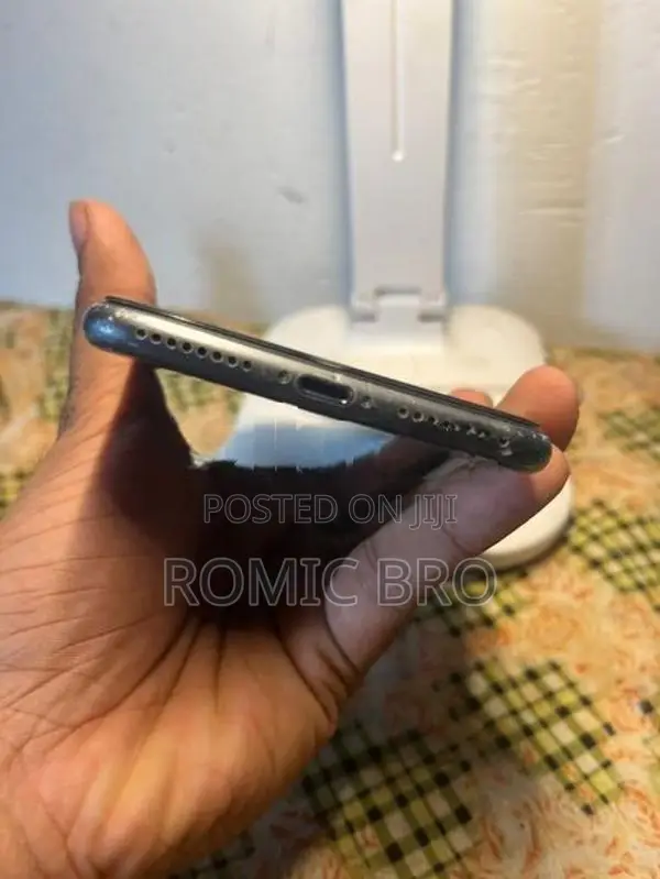 Apple iPhone 8 Plus (Used)