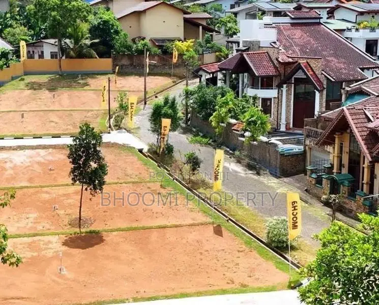 Hokandara Luxury Land For Sale D In Talawatugoda