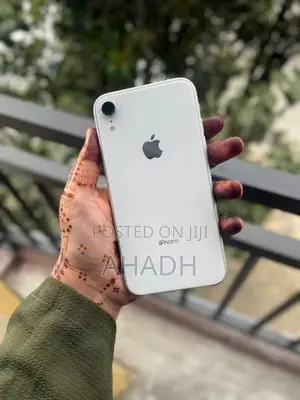 Apple iPhone XR (Used)
