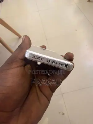 Apple iPhone SE (Used)