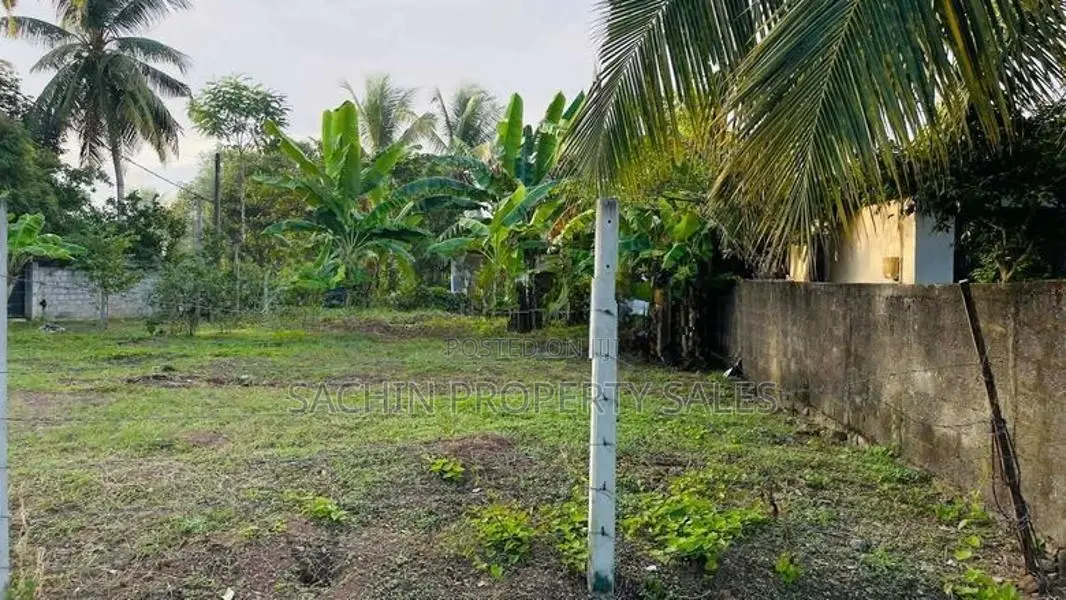 15 Perches Land For Sale IN ELUWILA,PANADURA
