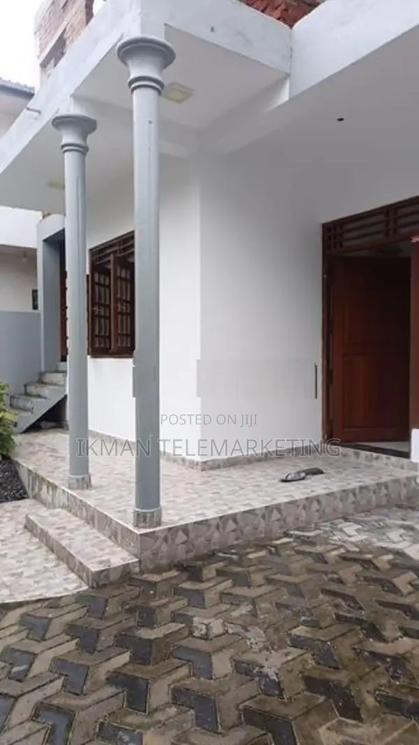 Modern 3-Bedroom Ground Floor House for Rent Ambagaha