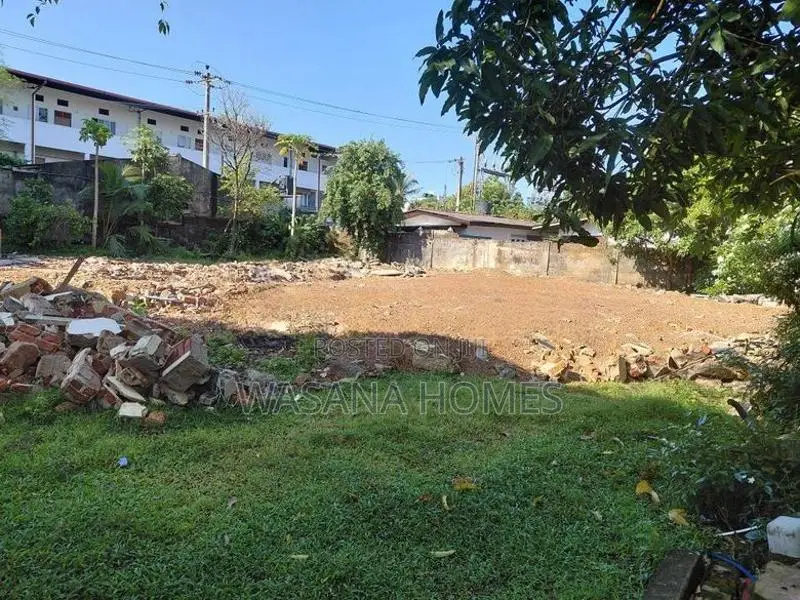 Commercial Land for Sale Borelesgamuwa