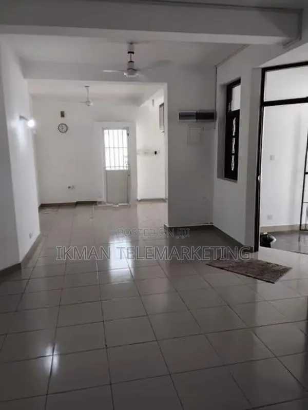 Two Story House for Rent in Colombo 05